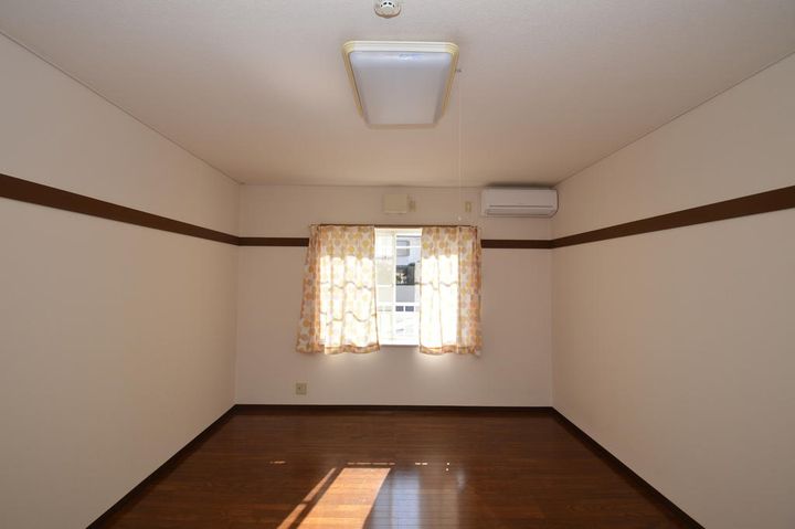 グランシャリオBの居間