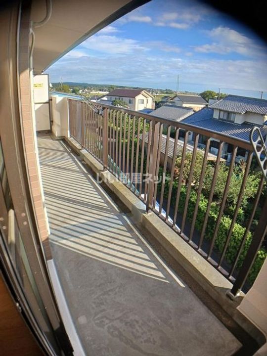 ドヌール浅羽の内装