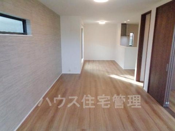 大阪府高槻市津之江町3(一戸建)の賃貸物件の居間