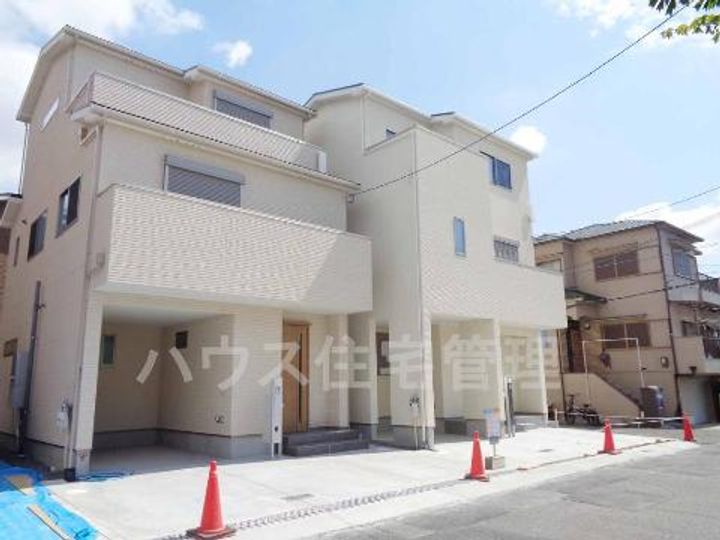 大阪府高槻市津之江町3(一戸建)の賃貸物件の外観