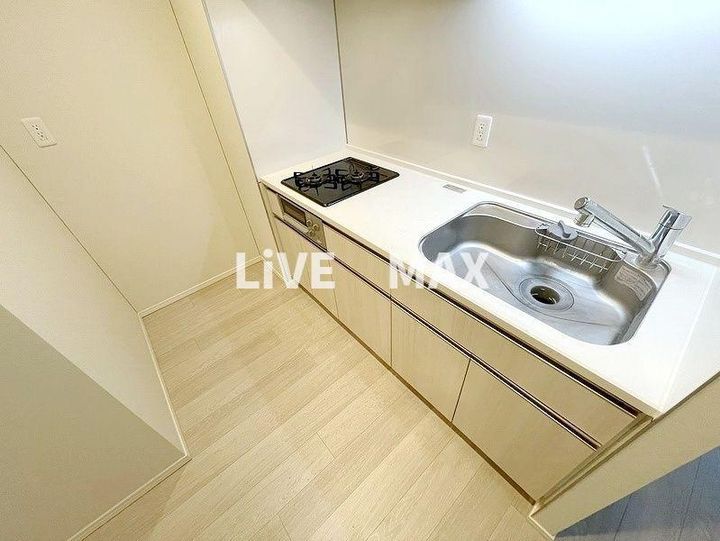 MID TOWER GLANDのキッチン