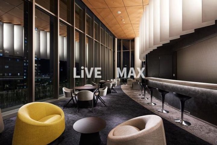 MID TOWER GLANDの地図