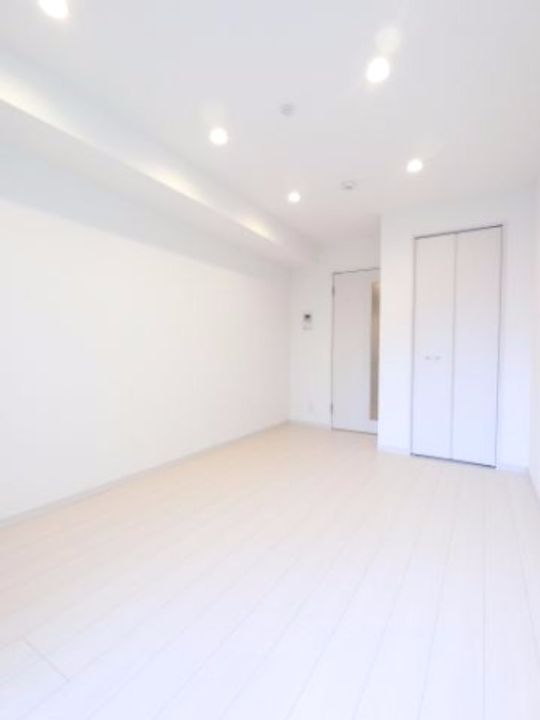 千葉県千葉市稲毛区小仲台4(マンション)の賃貸物件の居間