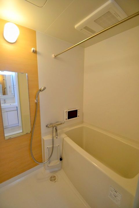 GRANDTIC 赤月の風呂