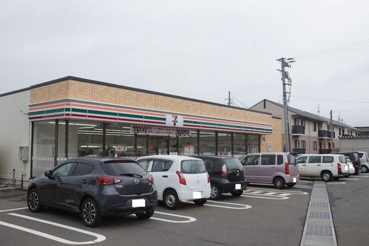 D-Room・SK IVの周辺
