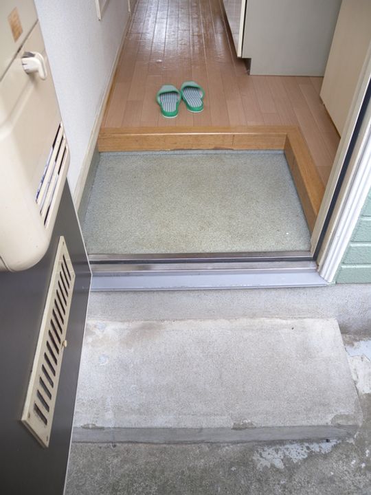 エクランの玄関