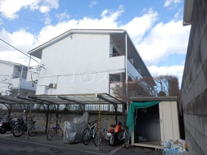 コーポベルB棟の外観