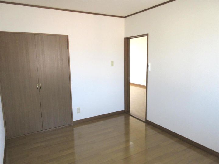 コーポ高栄の居間