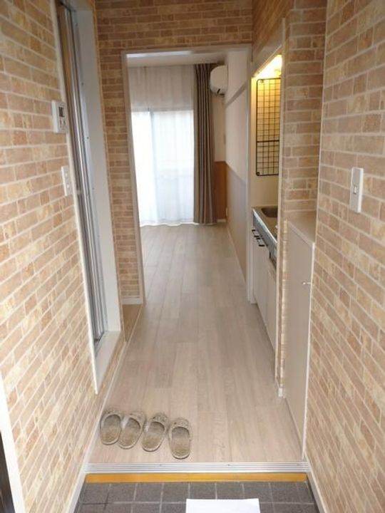 東京都中野区中央4(アパート)の賃貸物件の玄関