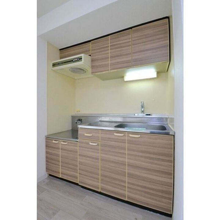 トロピカルハイツ南郷Aのキッチン