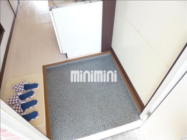 サンライフ翠の玄関