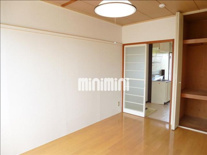 サンライフ翠の居間