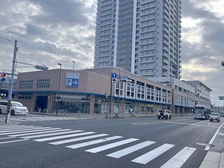 ベルヴィル杉田IIIファミーユ棟の周辺