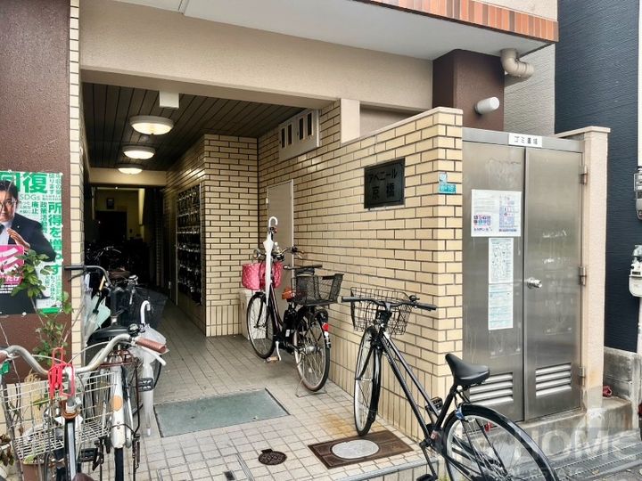 アベニール京橋の地図
