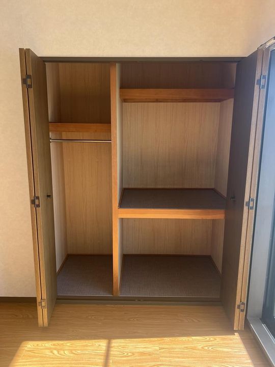 アンソレイエ・ロジュマンの内装