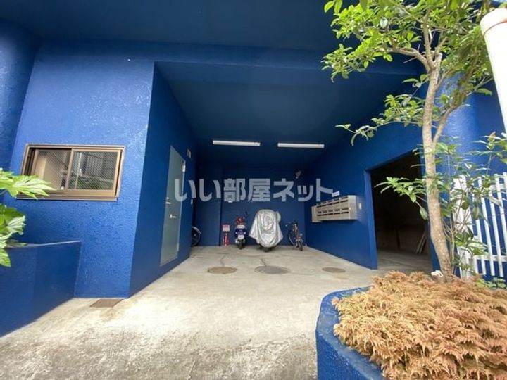 セザール鶴川ガーデンヒルズの地図