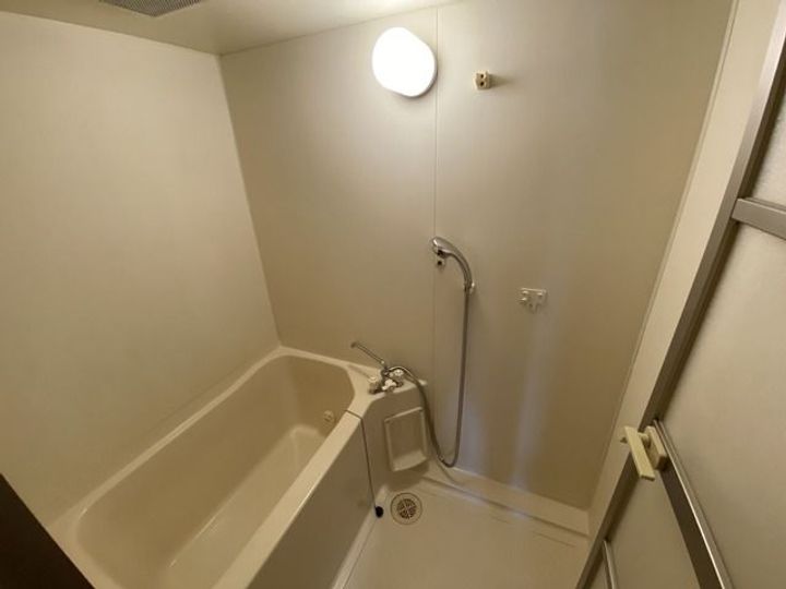 セザール鶴川ガーデンヒルズの風呂