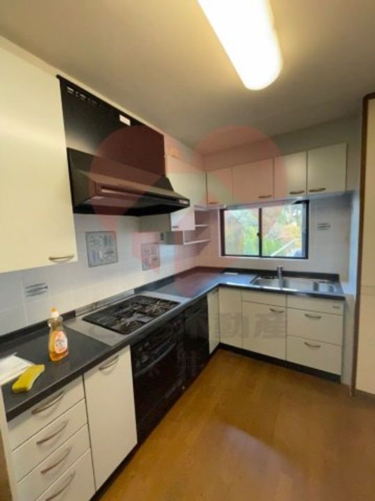 大阪府阪南市箱作(一戸建)の賃貸物件のキッチン