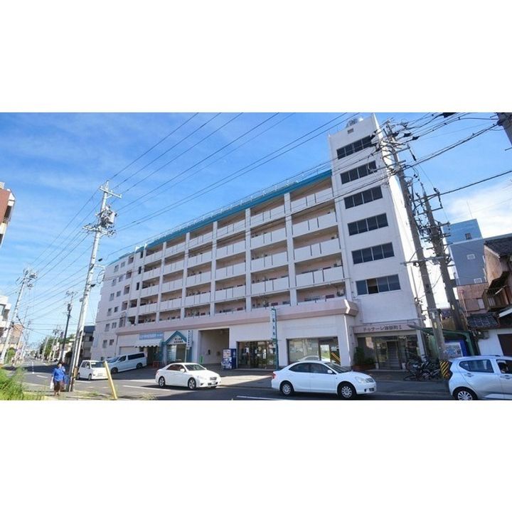 ドゥナーレ津新町の外観