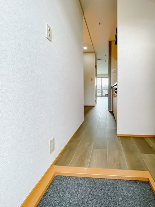 神奈川県横浜市旭区白根6(アパート)の賃貸物件の玄関