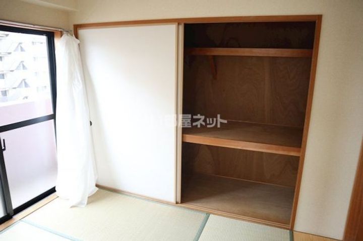 大阪府大東市南津の辺町(マンション)の賃貸物件の内装