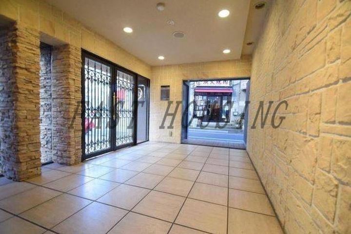 東京都新宿区西新宿5(マンション)の賃貸物件の地図