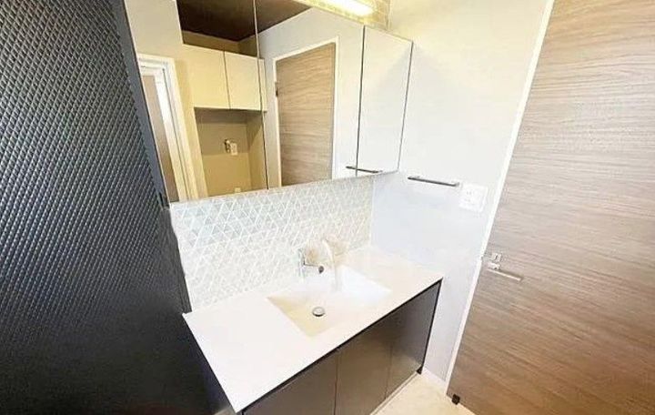 東京都足立区六月3(マンション)の賃貸物件の内装