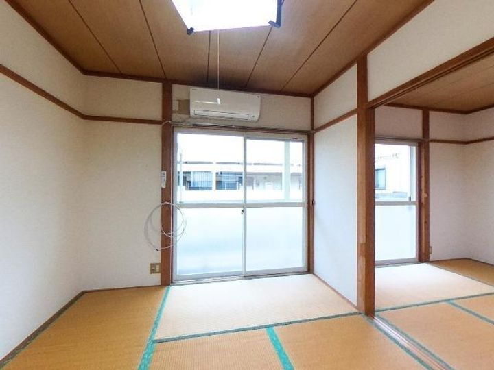 ハイツナルセの内装