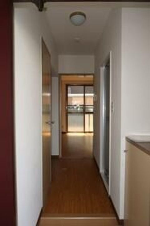 メゾン・ド・春日の玄関