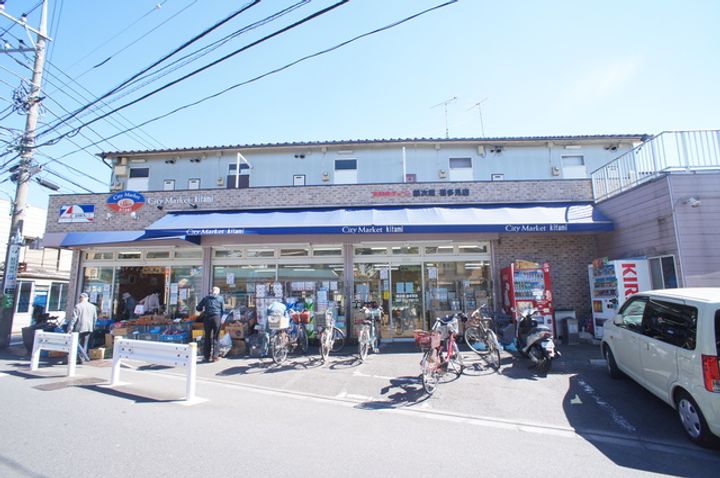 フォレナリビエ成城の周辺