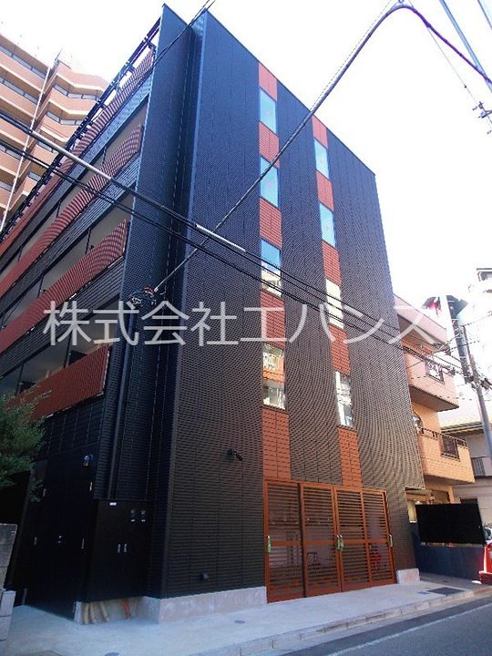 CROSS COURT NAMIKIの外観