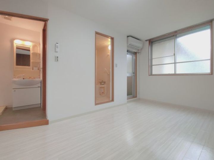 松原ハイムの居間