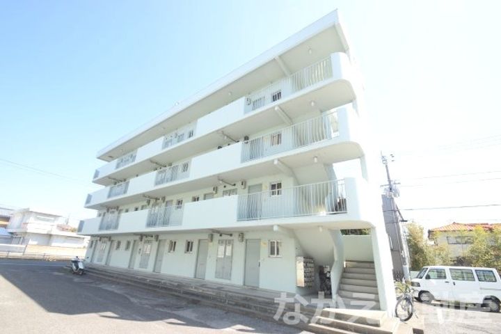 徳島県小松島市横須町(マンション)の賃貸物件の外観
