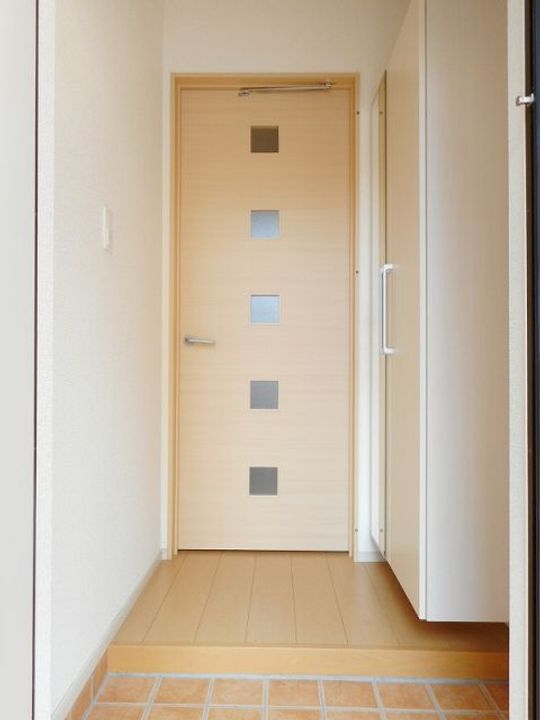 福島県いわき市四倉町上仁井田字蒲沼(アパート)の賃貸物件の玄関