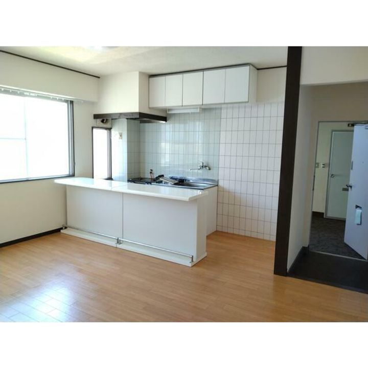 メゾン小田原の居間