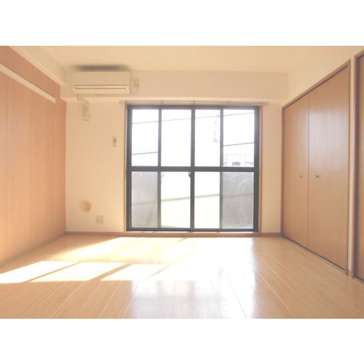 フォンティーヌ弐番館の居間