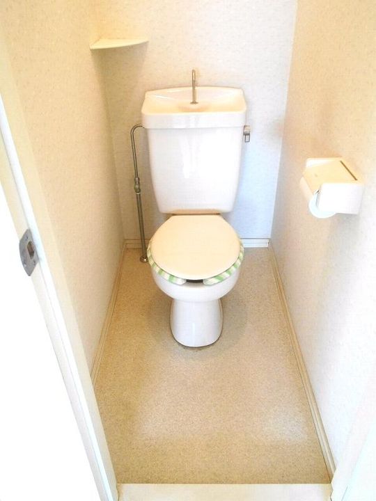 コスモハチヤの内装