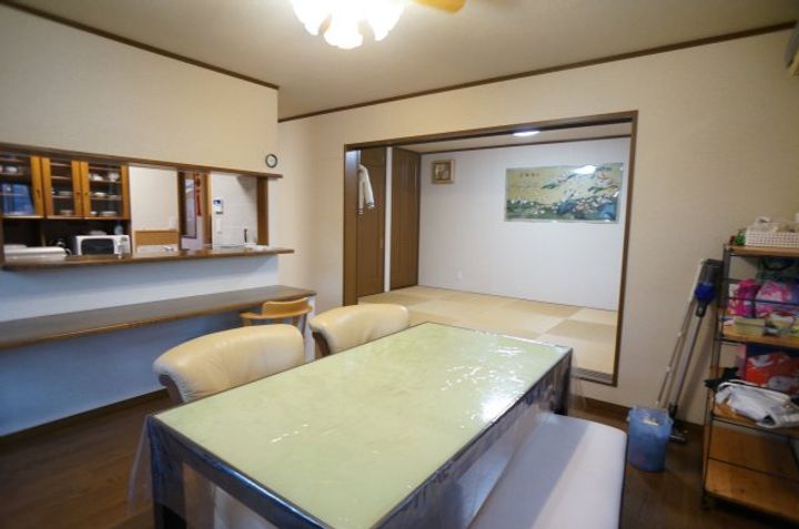 コーポ・タタニの居間