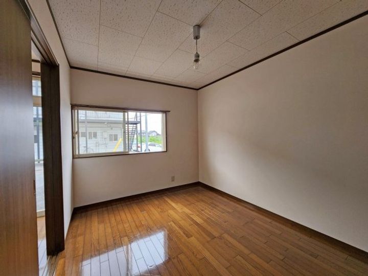 タウンハイツ久屋原Cの居間