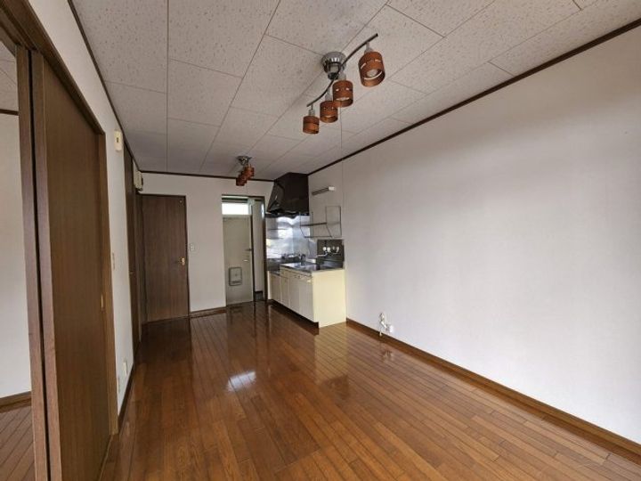 タウンハイツ久屋原Cの居間