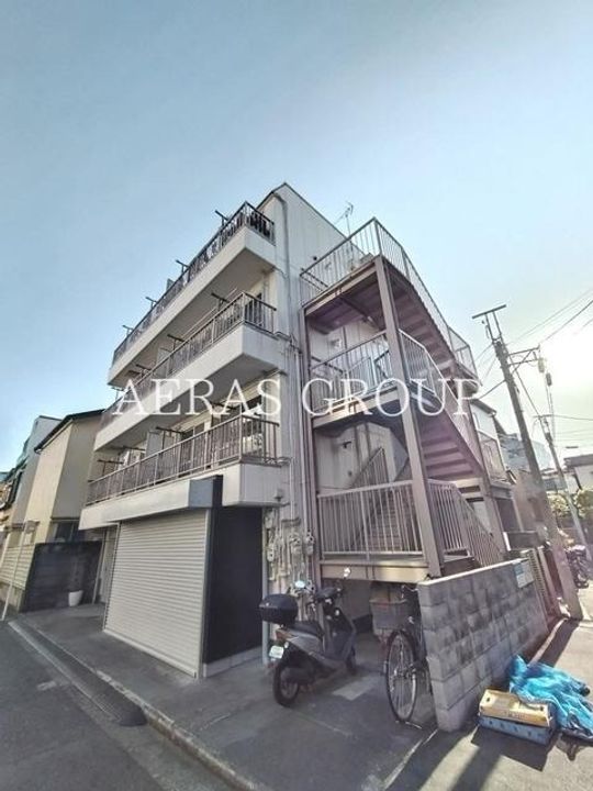 グランシャレー梅島の外観