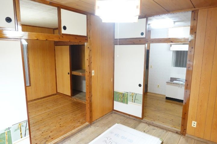 はるか荘の居間