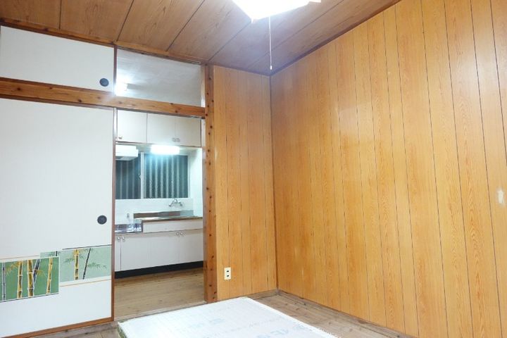 はるか荘の居間