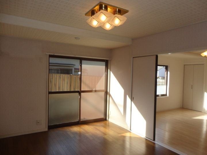 奈良県北葛城郡上牧町下牧6(一戸建)の賃貸物件の居間