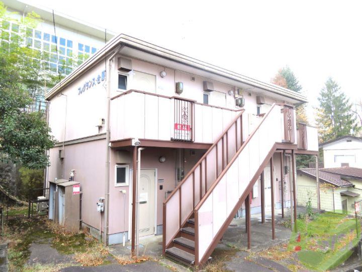 フレグランス台原の外観
