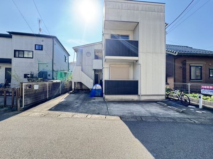 トップワイ上本郷の内装