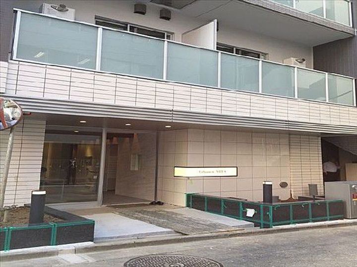 東京都港区芝1(マンション)の賃貸物件の地図