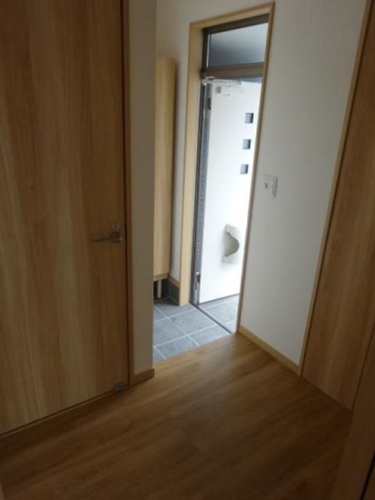 静岡県浜松市中央区瓜内町(一戸建)の賃貸物件の玄関