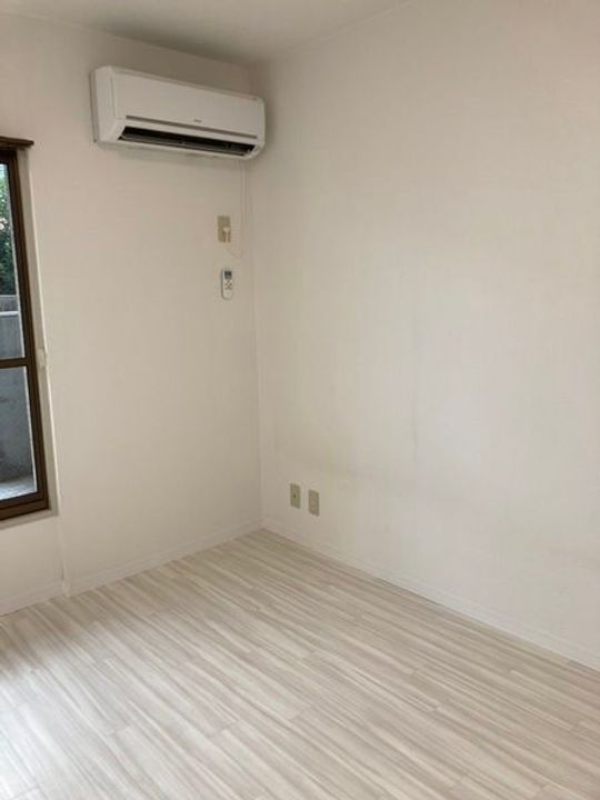 ブックB棟の内装