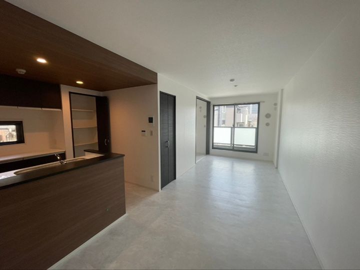 GRAND RESIDENCE UCHIYAMA IVの居間